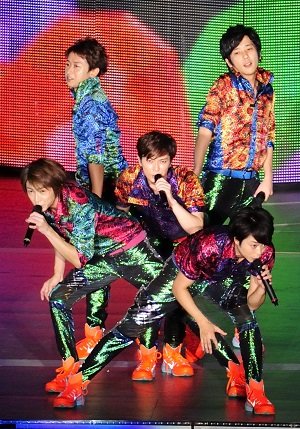 嵐、顔認証＆デジタルチケットを本格導入！「多ステ禁止」「良席譲渡禁止」など厳戒規制