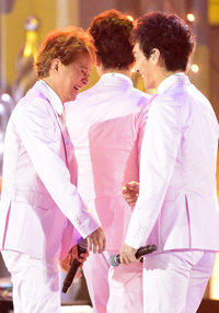 SMAP、「日本に影響を与えた曲」1位に！　『Mステ』SPにファン「ありがとう」のワケ