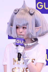 きゃりーぱみゅぱみゅ、“大音量BGM”で破局質問封じ！　マスコミは「大物気取り」と失笑