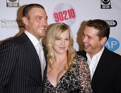 『ビバヒル』のケリー、離婚原因や心情を主演リアリティー番組で吐露？