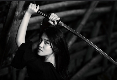 日本刀をかたどった木を使用！　最先端なのに超格安“ソードセラピー”は地雷クーポンか