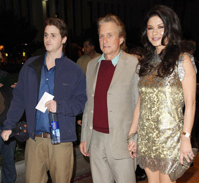 マイケル・ダグラスの息子、覚せい剤所持で現行犯逮捕