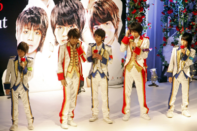 Sexy Zone新曲、特典のトレカ未封入が発覚！　売り上げ好調でもグループの今後は……