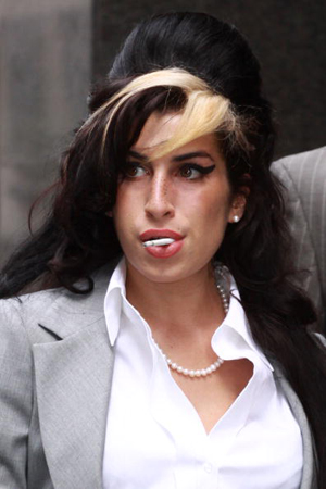 エイミー・ワインハウスの早すぎる死……急増する遺産はどうなる？　