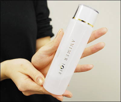 “カニ”でつくった化粧水で、乾燥肌＆敏感肌も海のように潤う!?