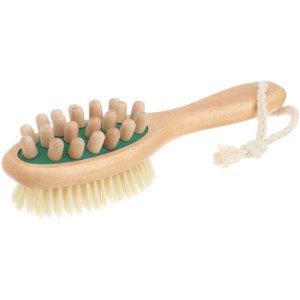 脱・むくみ！　脱・角質！　が1本でできるマッサージブラシをプレゼント