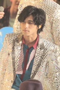 赤西・山下・錦戸“スマホ窃盗事件”が和解！　書類送検直前の「莫大な示談金」の出処