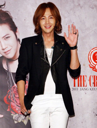 チャン・グンソクへの謝罪記事がまた波紋を！　ギャラの低下報道が原因？