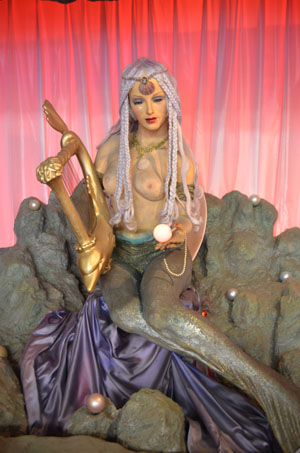 「まるで昭和のバカ殿」日本唯一の秘宝館・熱海秘宝館の“誰もが笑える”エロの実像