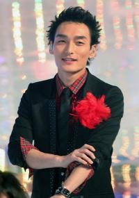 草なぎ剛、天真爛漫な“暴走”で集まった報道陣もビミョーな空気に……