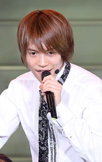 ジャニーズなのに女性が苦手!?　中間淳太、「女の子といると汗が止まらない」