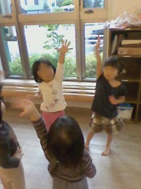 台風でも通常営業、保育園としての課題は子どもの安全と人員確保