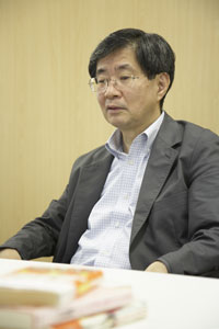 ラブラブ写真や直筆FAXまで！　”ジェフくん”による松田聖子の暴露本とは？