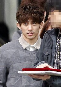 「ラブセンなしに生きられない」V6、人気恋愛ゲームが突如“終了”で悲痛な声あふれる