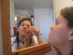 輪郭ブヨブヨ、二重が消失！　絶望の「むくみ」から立ち直るための方法