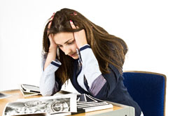 忘れられない元彼、進展しない関係……年末こそ“悩みの断捨離”シーズン？