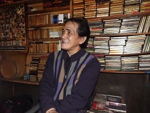 警察からも頼られる新宿二丁目のママが語る、老舗ゲイディスコが50年続く理由