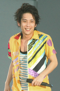 女性スキャンダルすらも人気の糧に？　嵐・二宮和也の恋愛術とは