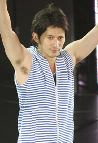 V6・岡田准一、宮崎あおいと「ずっと続いていた」!?　ジャニーズがもみ消したマル秘写真