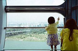 20歳シングルマザーの貧困と孤立、“虐待の連鎖”が浮かび上がる「大阪2児放置・餓死事件」