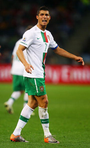 未婚の父となったC.ロナウド、”出来ちゃった”ではなく計画的な代理母出産だった！