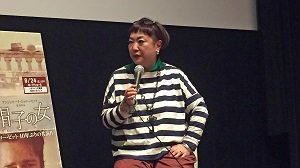 好き勝手な“大女優”アンジーと中庸すぎるブラピ!?　夫婦の不和を描く共演映画『白い帽子の女』