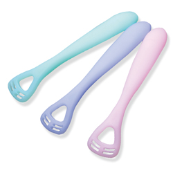 「オエッ」とならない、舌磨き用のクリーナーがスゴイ！