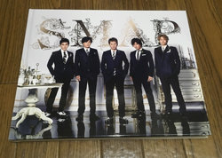 SMAP、FC会員へ「書籍SMAP」贈呈！　150ページ超でオークションは高値取り引きも