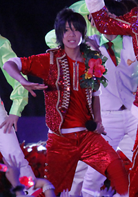 Sexy Zone・松島聡、女子に囲まれた卒業式プラ写流出で波紋広がる