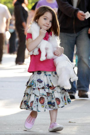 3歳でハイヒール！　トム・クルーズの愛娘は次世代ファッションリーダー