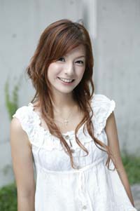 スザンヌは“炎上ママタレ”？　酒井法子は中国活動？　“需要なき”芸能人の活路