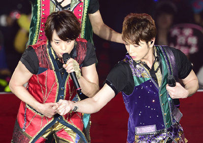 「松潤さすが！」赤西仁の誕生日に“神戸牛”をプレゼント!?　意外な交流継続に驚きの声