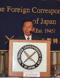 着々と人気者に!?　田母神俊雄の正しい（？）取り扱い方