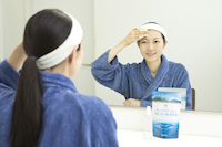 ボロボロ肌がうるうる肌に？　信頼度バツグンの「水素水」に迫る