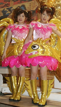 生後2カ月の子を雨のディズニーランドへ……辻希美がまたバッシングの標的に！