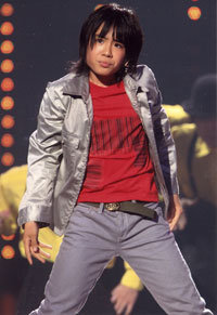 元ジャニの少年隊・植草Jr.、AKB48メンバーと“深夜デート”！　「未成年者は条例違反」の声