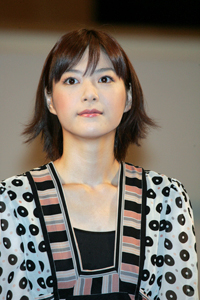 「収入格差」を嘆く上野樹里の姉、「姉妹共演したい」有村架純の姉！　芸能人家族の苦悩