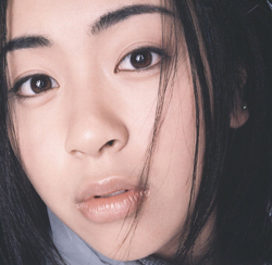 宇多田ヒカル、ラジオ最終回でかけた一曲にまつわる「藤圭子さんの摩訶不思議な事件」