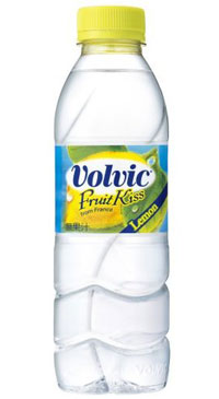 レモンフレーバーのボルヴィック、飲み口が通常より大きくないですか？