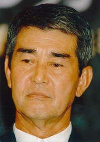 愛人、消える製作費……渡哲也の社長退任劇は放蕩専務の首切りだった!?