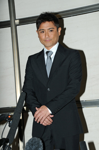 TOKIO山口達也、謝罪会見なのにお抱え記者が弁護？