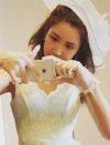 紗栄子、ウエディング風ドレス写真に「怖すぎる」！　ダルビッシュでき婚への当て付け説も