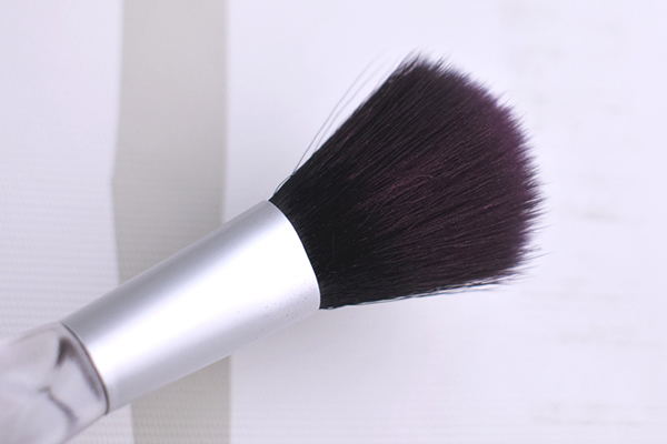 【100均ずぼらシュラン】ダイソー「メイクブラシ専用クリーナー」が洗浄力バツグン！の画像4