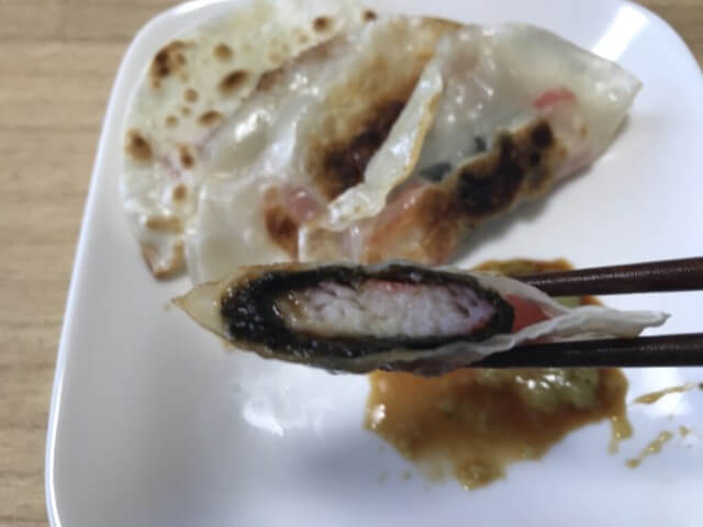 『家事ヤロウ!!!』【カニカマ餃子】作ったら、まさかの「磯辺焼き」!?　子ども爆食い、大人はわさび醤油で酒にぴったり！の画像7