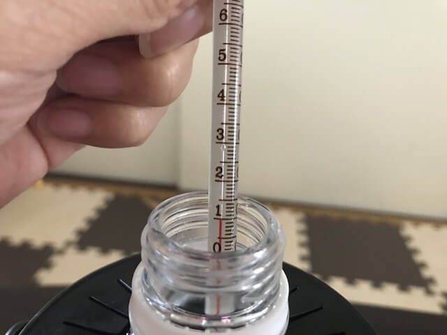 ワークマン、炎天下でも無敵の実力!?　980円【真空保冷ペットボトルホルダー】、24時間たっても「冷たい！」魅力検証の画像10