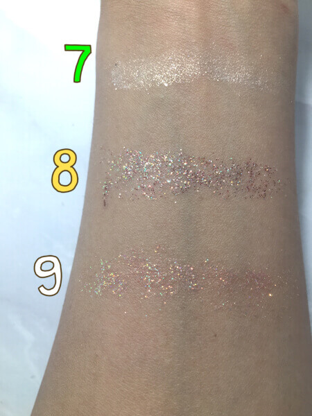 パレットの中に入っているラメ系3色