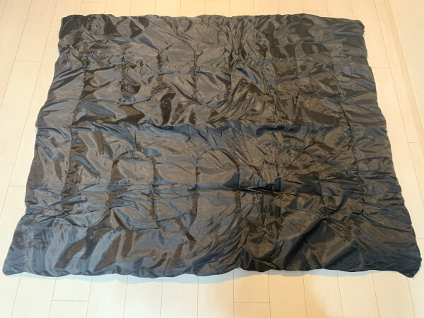 【ダイソー】破格1,100円シュラフ、夏キャンプはこれ一つでばっちり!?　肌触り・暖かさ・使い勝手を使ってチェックの画像5