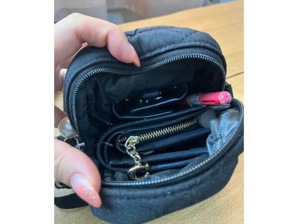 「オトナミューズ」6月号付録レビュー！　高見えスマホポシェットの“収納力”は？