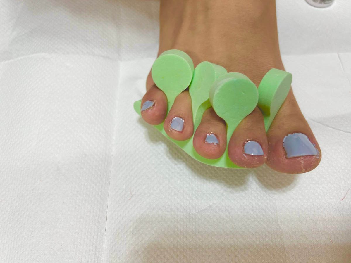 片足カラージェル塗布後の画像