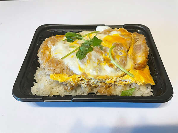 オーケー「ロースかつ重」の画像